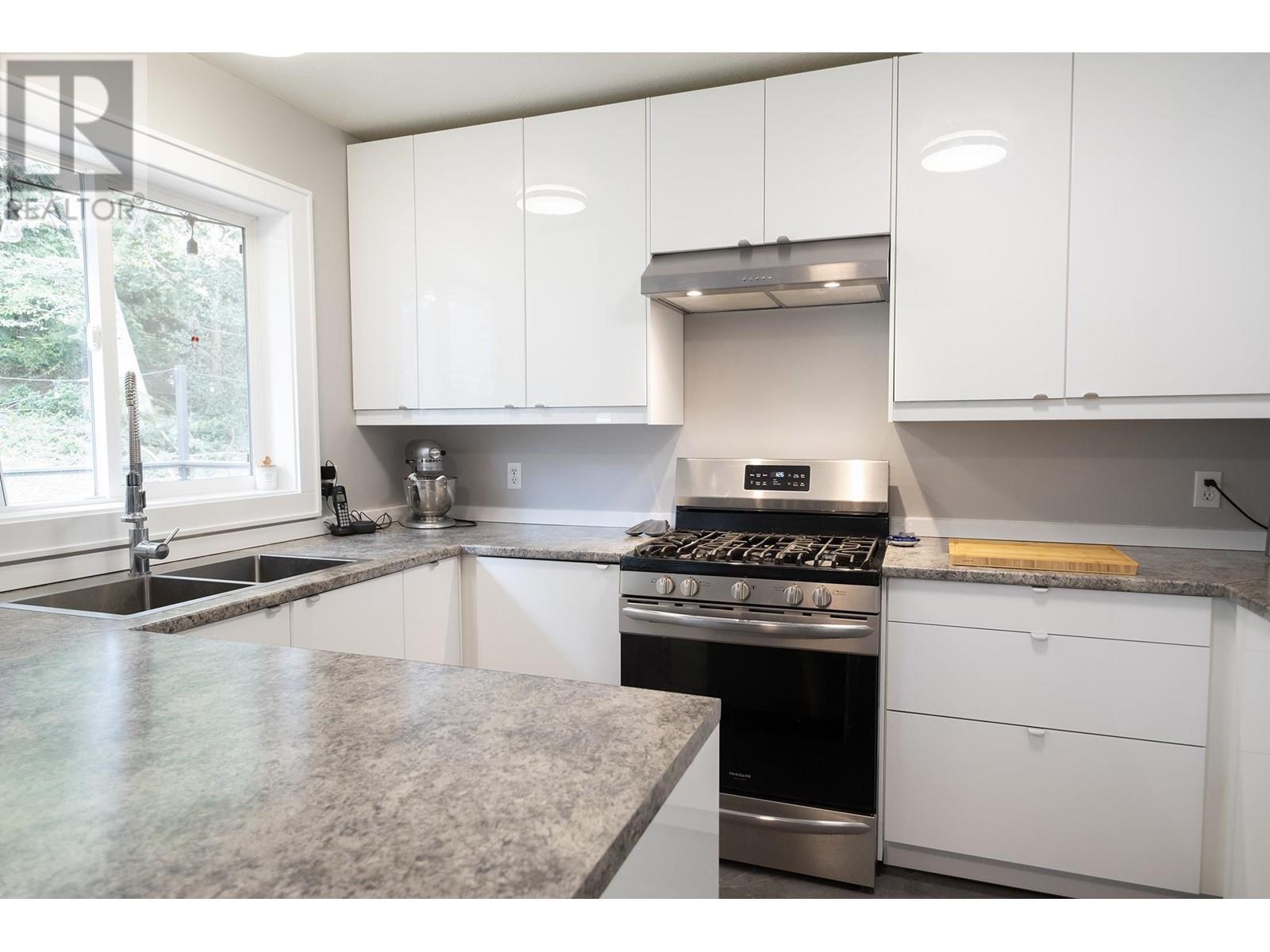 Property at 5930 SHOAL WAY image 5
