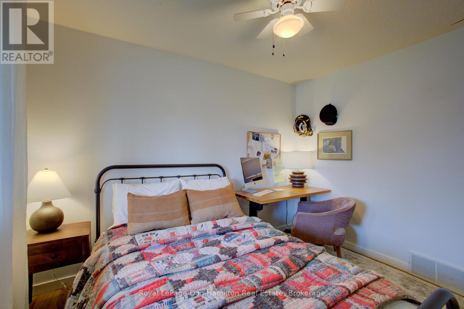 139 Queen Street E, North Perth, Ontario  N4W 3V1 - Photo 21 - X12096008