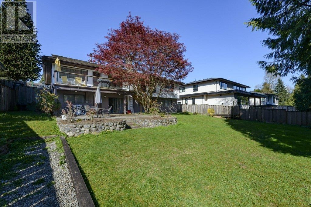 8194 Woodlake Court, Burnaby, British Columbia  V5A 3P4 - Photo 36 - R2991754