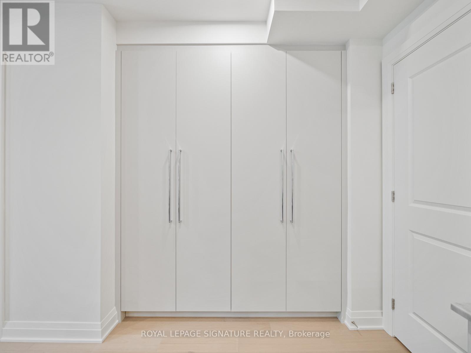 304 - 285 Avenue Road, Toronto (Yonge-St. Clair), Ontario  M5R 2J2 - Photo 10 - C12096004