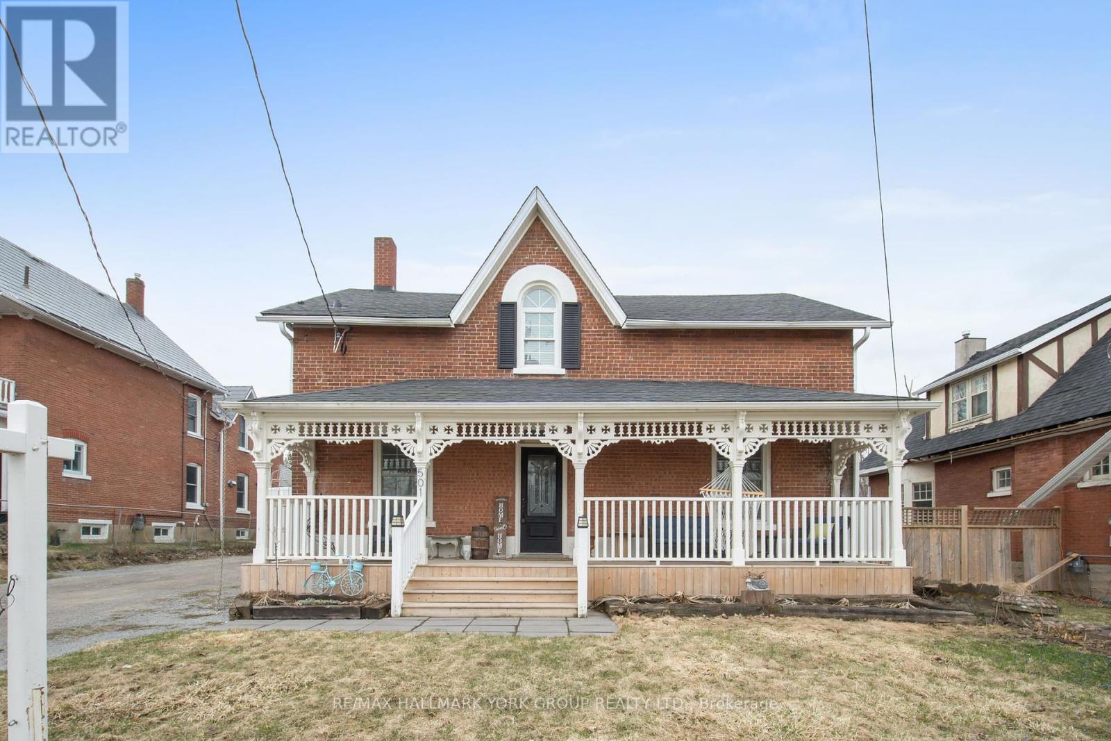 Property at 501 SIMCOE STREET image 1