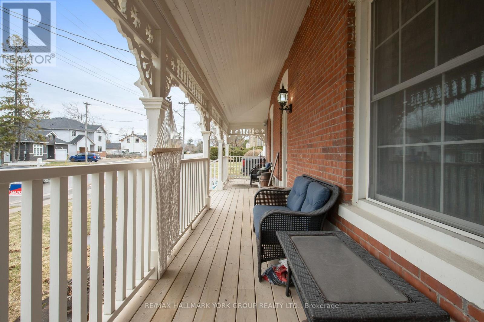 Property at 501 SIMCOE STREET image 3