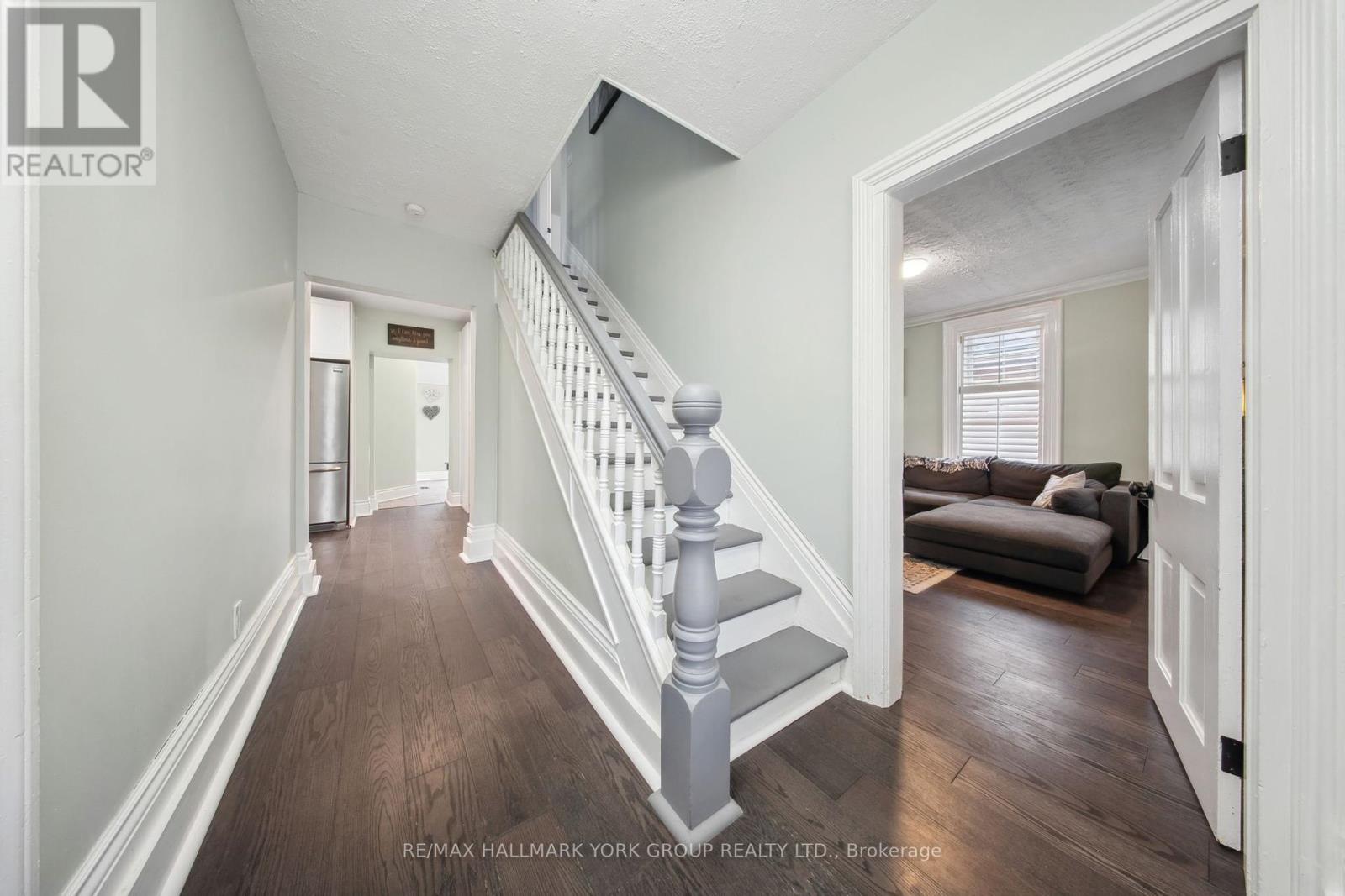 Property at 501 SIMCOE STREET image 5