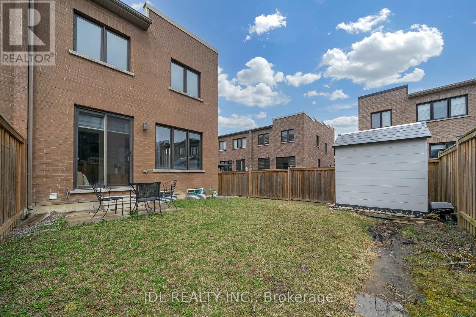 103 Denarius Crescent, Richmond Hill, Ontario  L4E 0Y9 - Photo 37 - N12096055