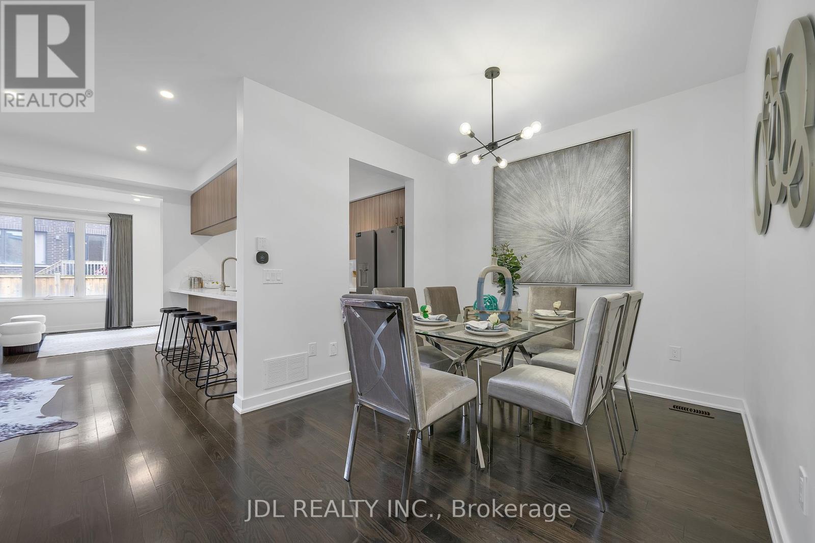 103 Denarius Crescent, Richmond Hill, Ontario  L4E 0Y9 - Photo 6 - N12096055