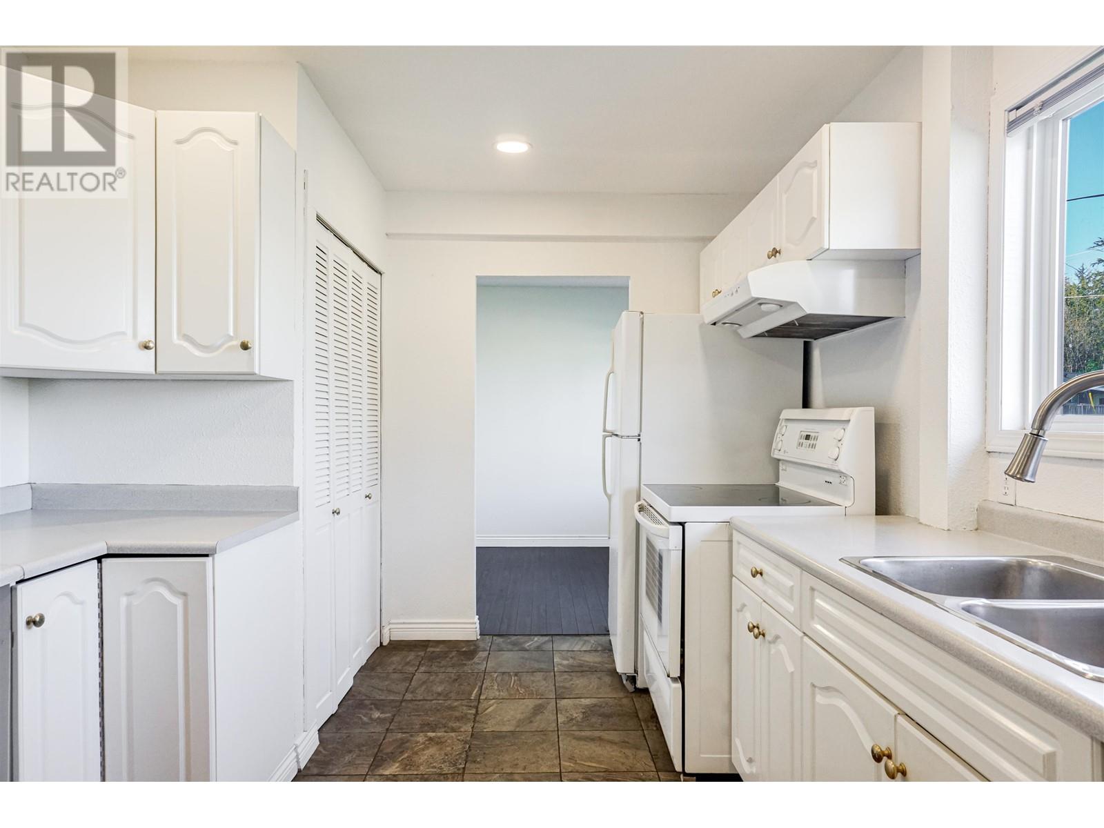 Property at 46 STARLING STREET image 4