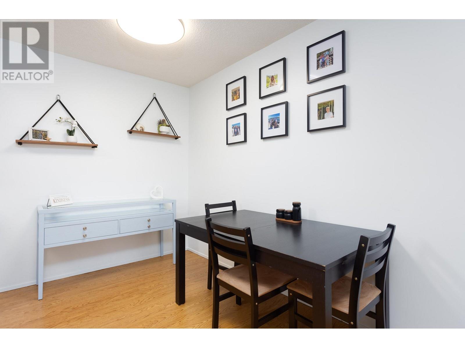 Property at 2085 Gordon Drive Unit# 204 image 4