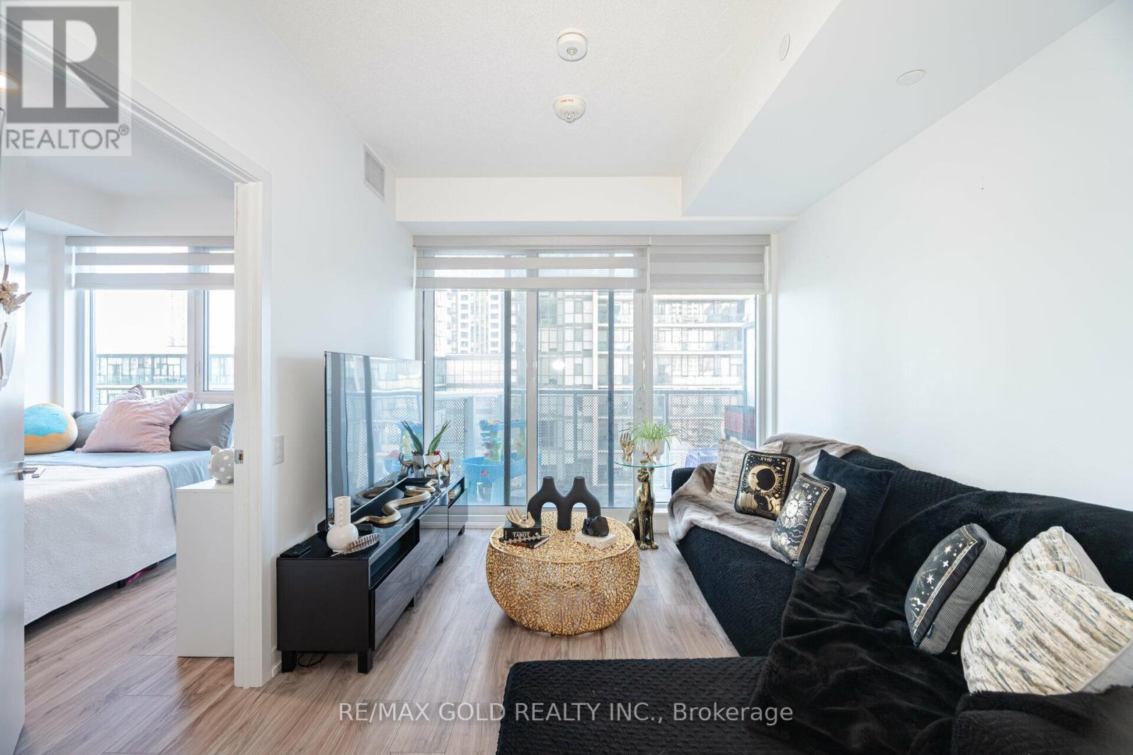 802 - 4065 Confederation Parkway, Mississauga (City Centre), Ontario  L5B 0L4 - Photo 14 - W12087802