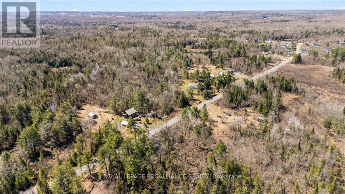 70 Bannockburn Road E, Madoc, Ontario  K0K 1Y0 - Photo 14 - X12096242