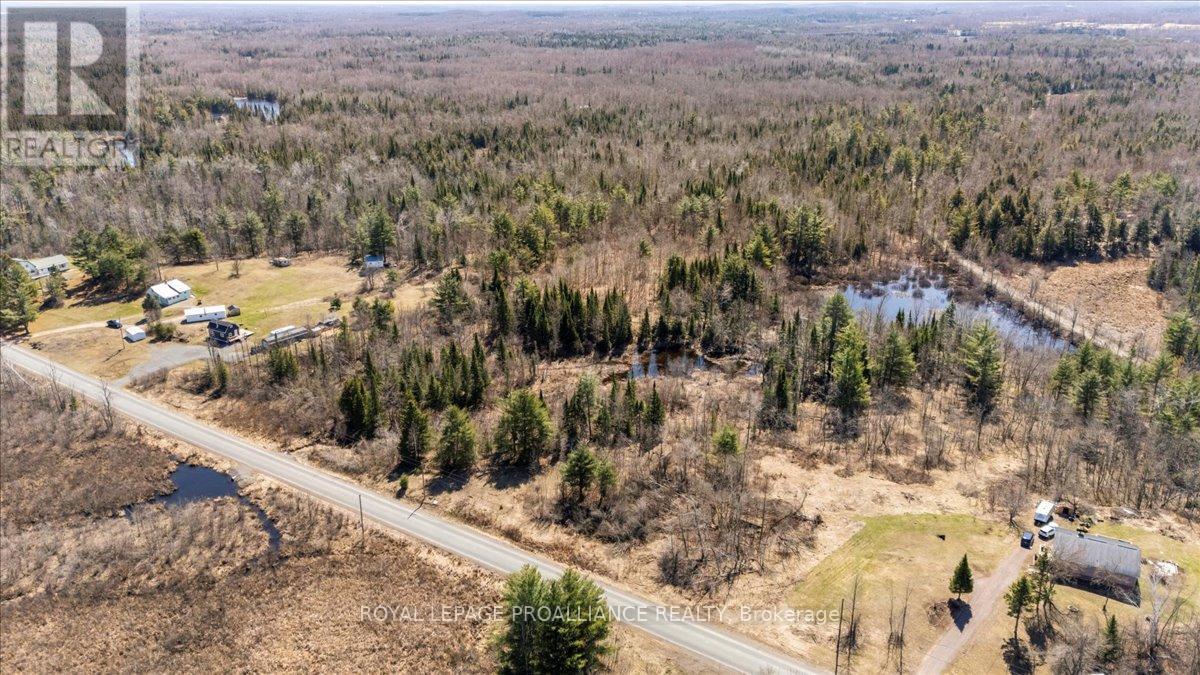 70 Bannockburn Road E, Madoc, Ontario  K0K 1Y0 - Photo 2 - X12096242