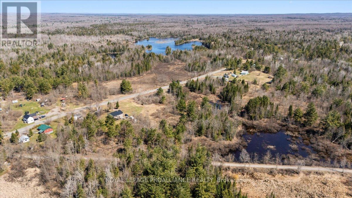 70 Bannockburn Road E, Madoc, Ontario  K0K 1Y0 - Photo 6 - X12096242