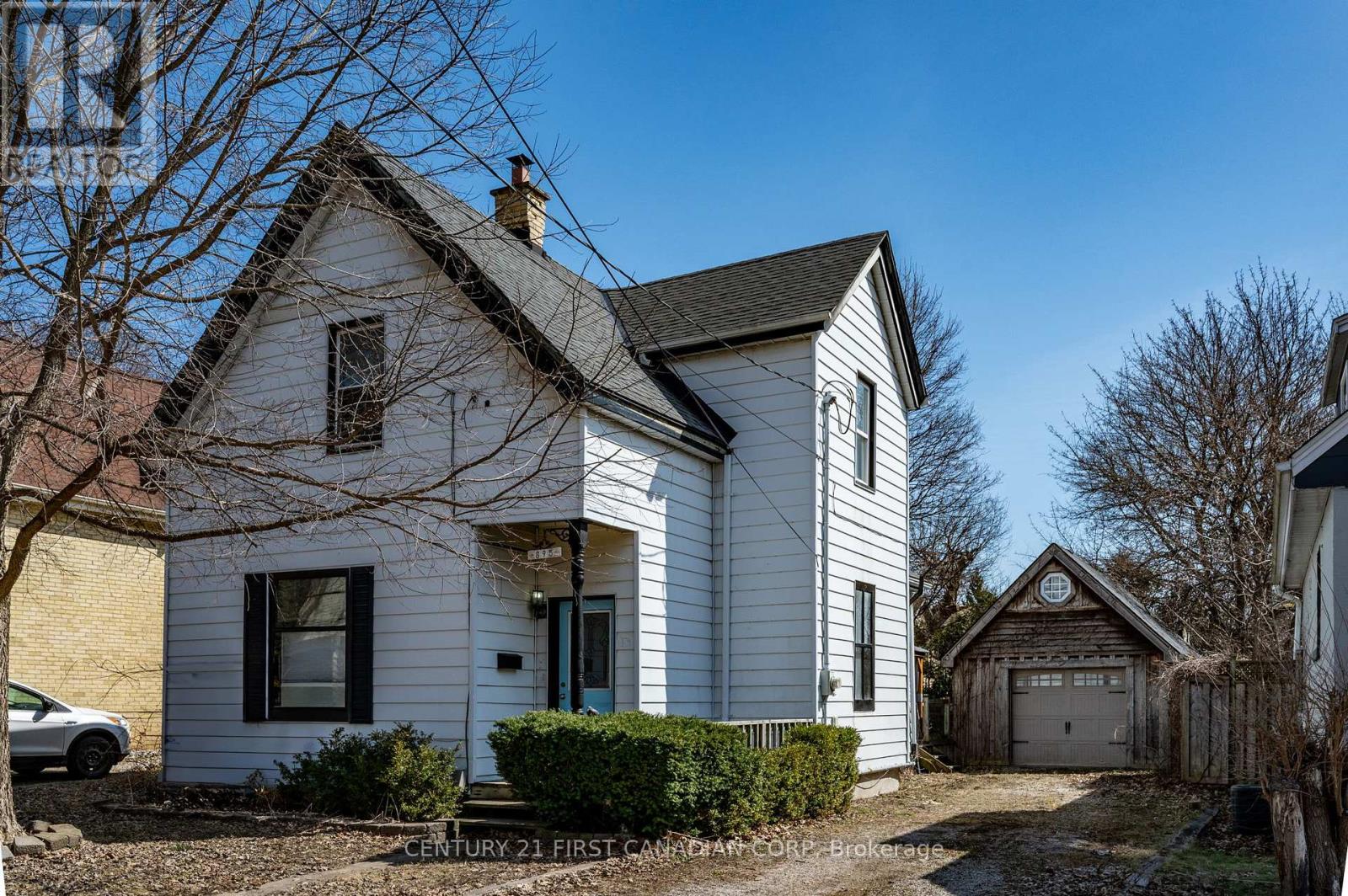 Property at 895 PRINCESS AVENUE image 3