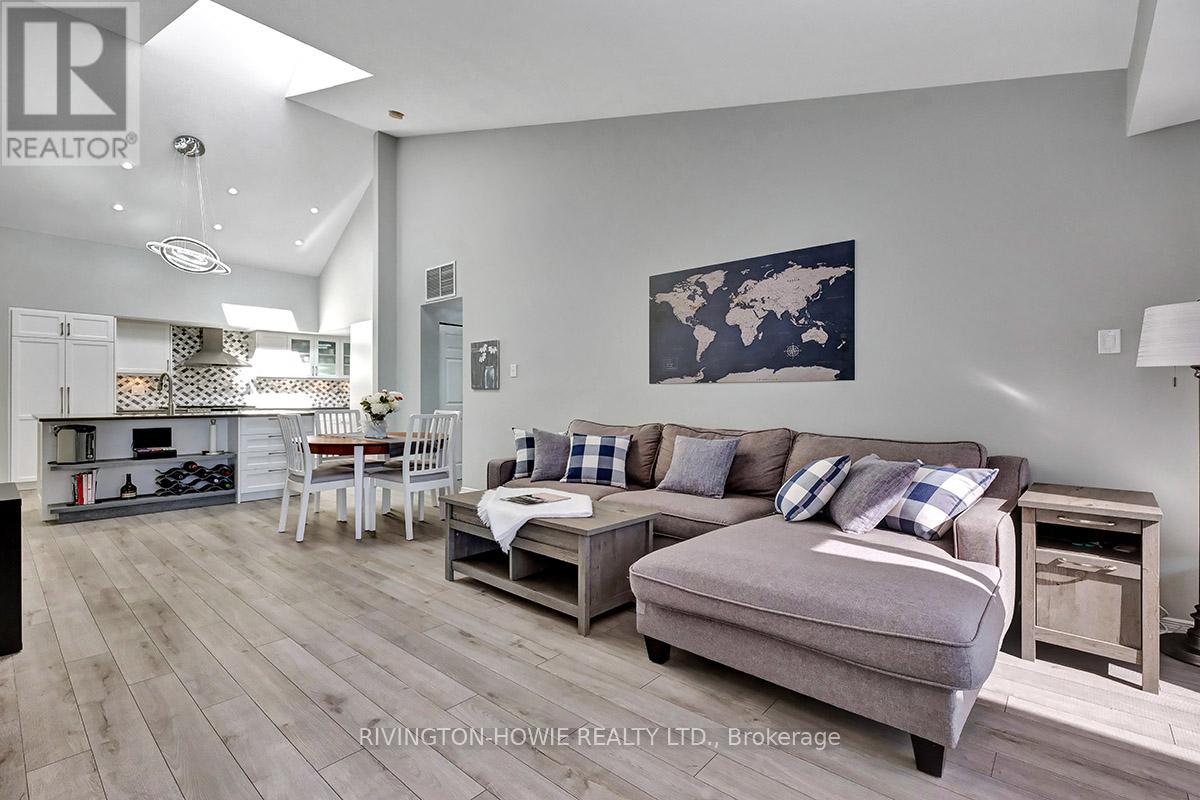36 Robson Court, Ottawa, Ontario  K2K 2W1 - Photo 8 - X12096115