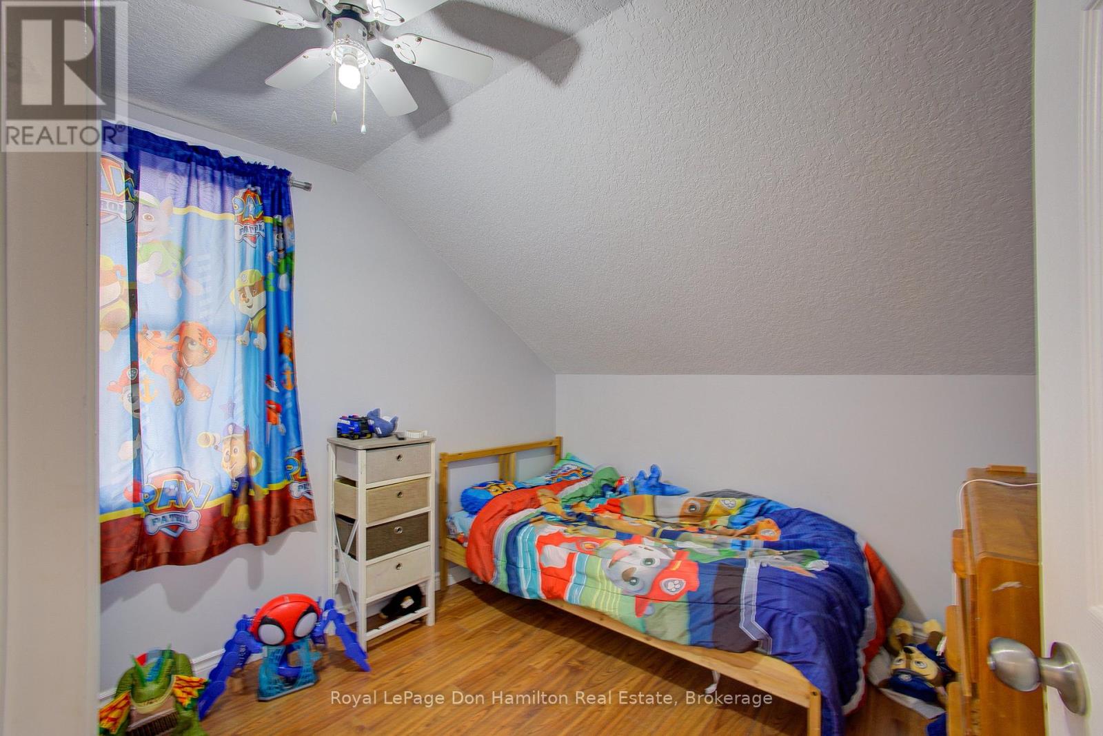 31 Pellister Street W, Minto, Ontario  N0G 1Z0 - Photo 21 - X12093147