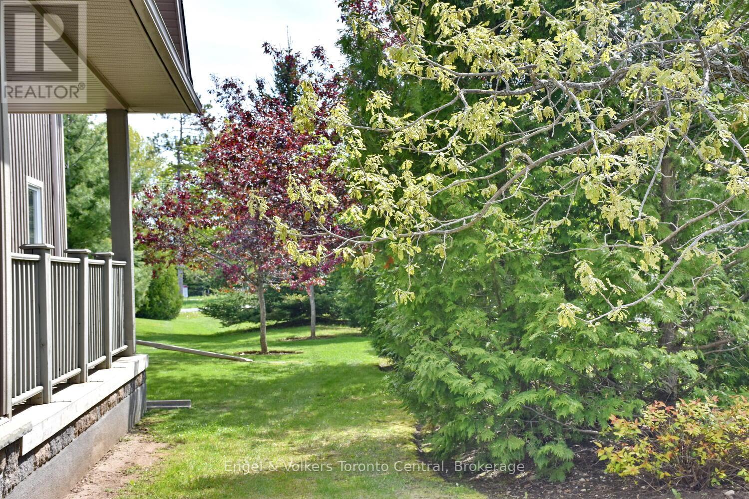 47 Meadowbrook Lane, Blue Mountains, Ontario  N0H 2P0 - Photo 4 - X11975673