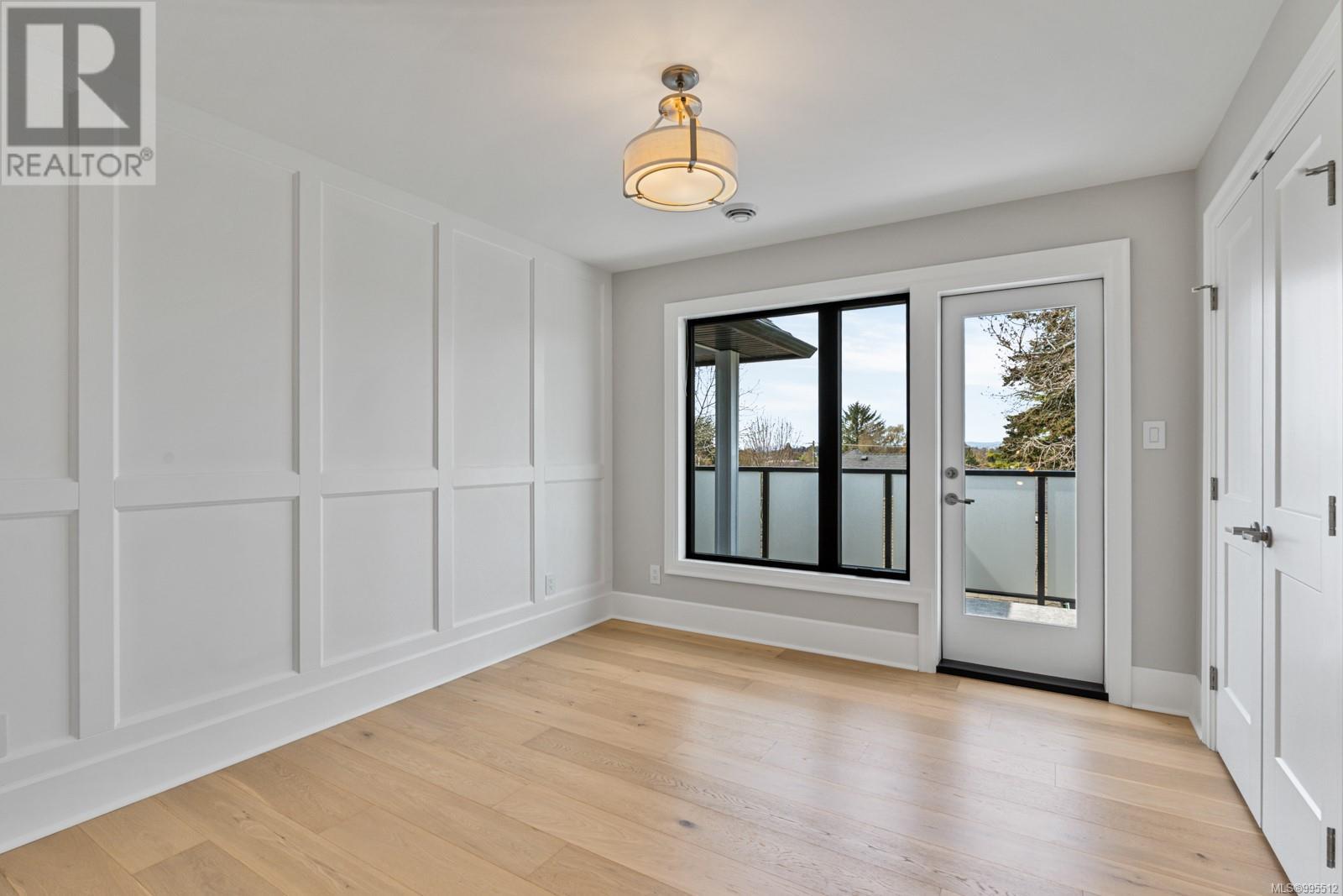 Property at 1918 Shotbolt Rd image 2