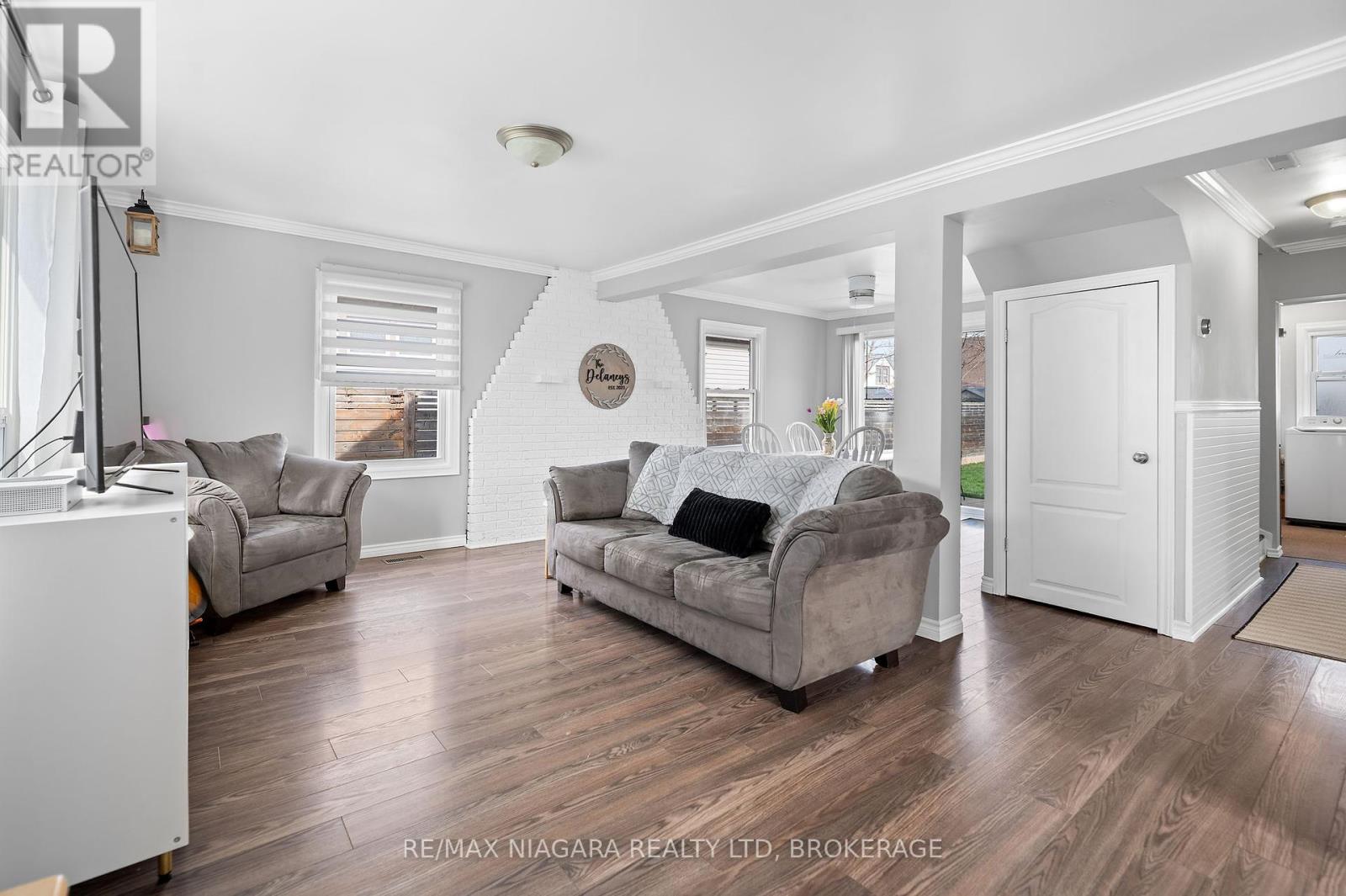 Property at 69 HAMILTON STREET image 4