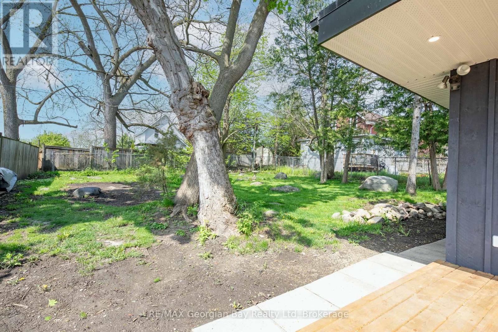 194 Charles Street, Midland, Ontario  L4R 2X7 - Photo 35 - S12096083