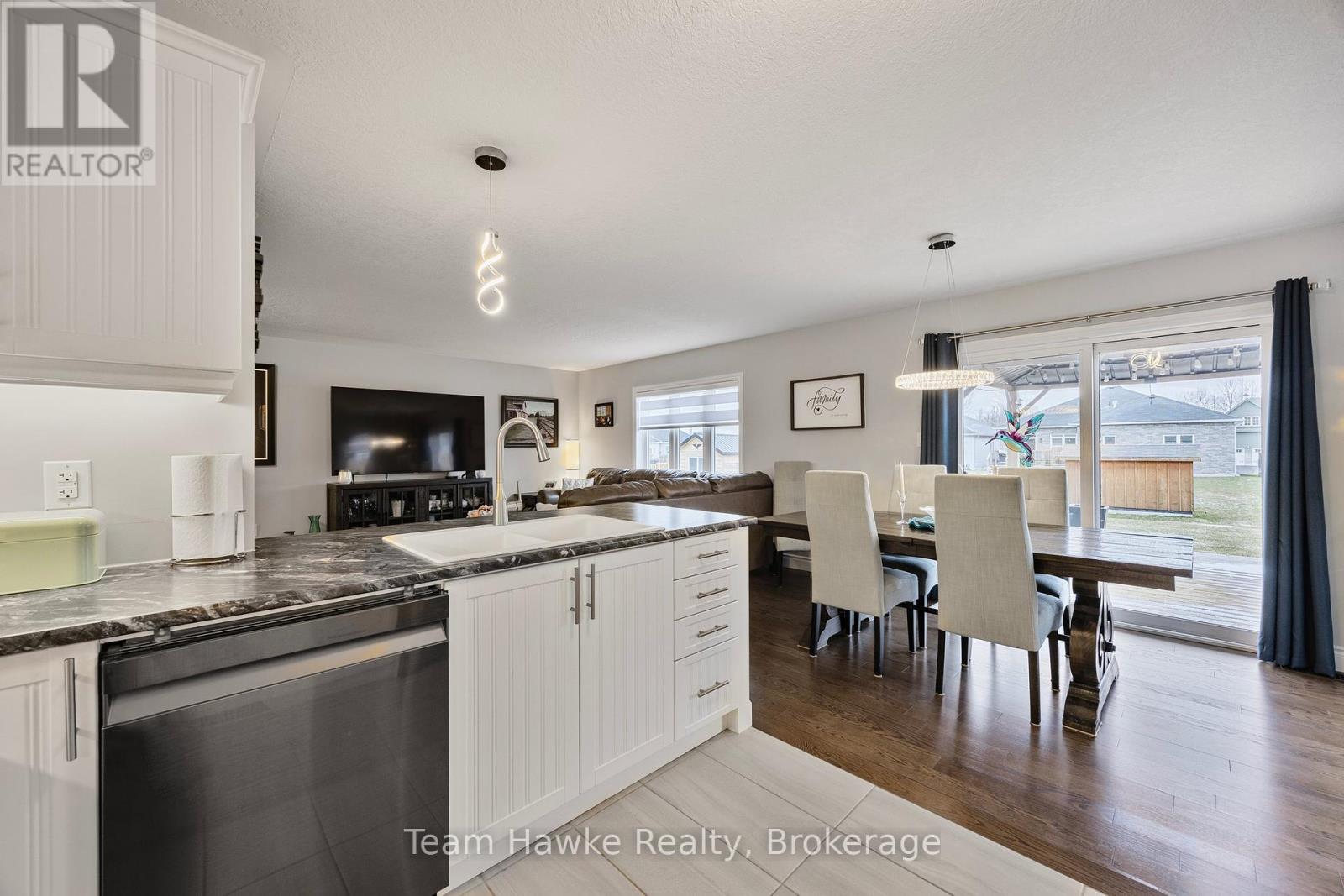 9 Cardinal Court, Tay, Ontario  L0K 2A0 - Photo 21 - S12096168