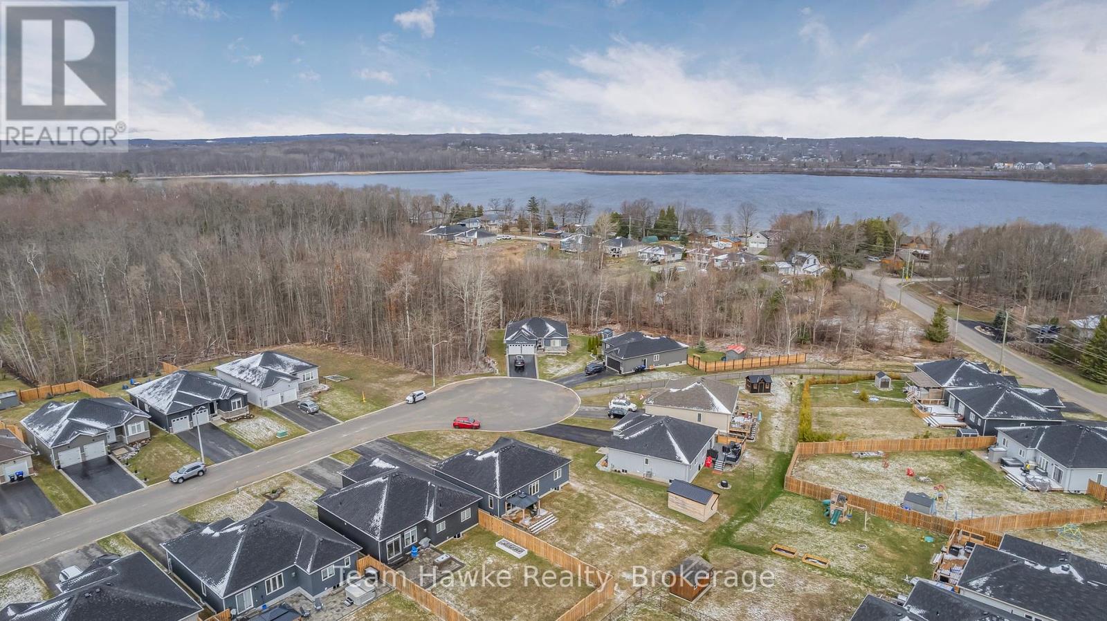 9 Cardinal Court, Tay, Ontario  L0K 2A0 - Photo 42 - S12096168