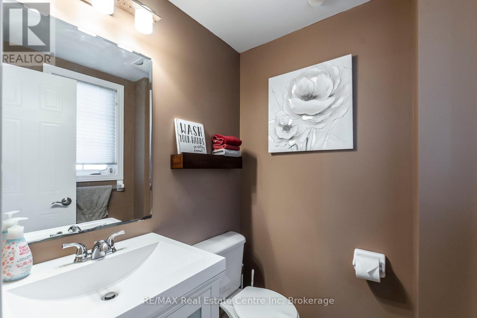 3 Karalee Crescent, Cambridge, Ontario  N3C 4H2 - Photo 16 - X12096100