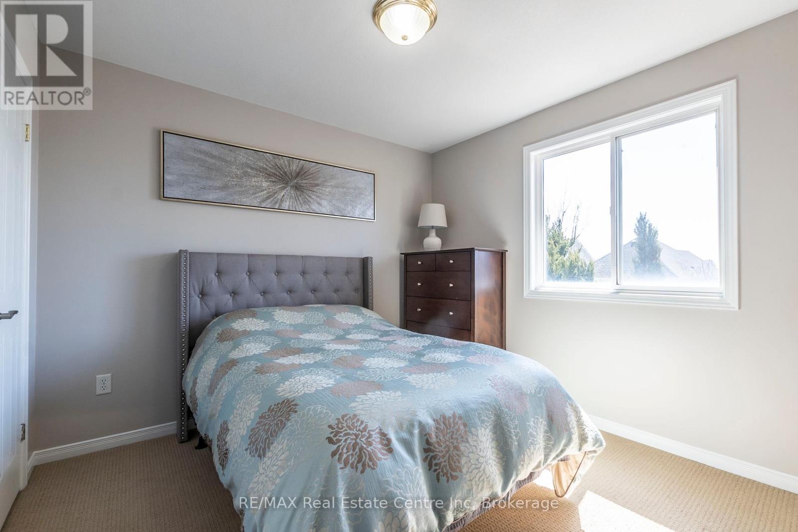 3 Karalee Crescent, Cambridge, Ontario  N3C 4H2 - Photo 18 - X12096100