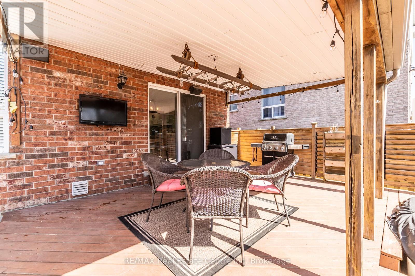 3 Karalee Crescent, Cambridge, Ontario  N3C 4H2 - Photo 35 - X12096100