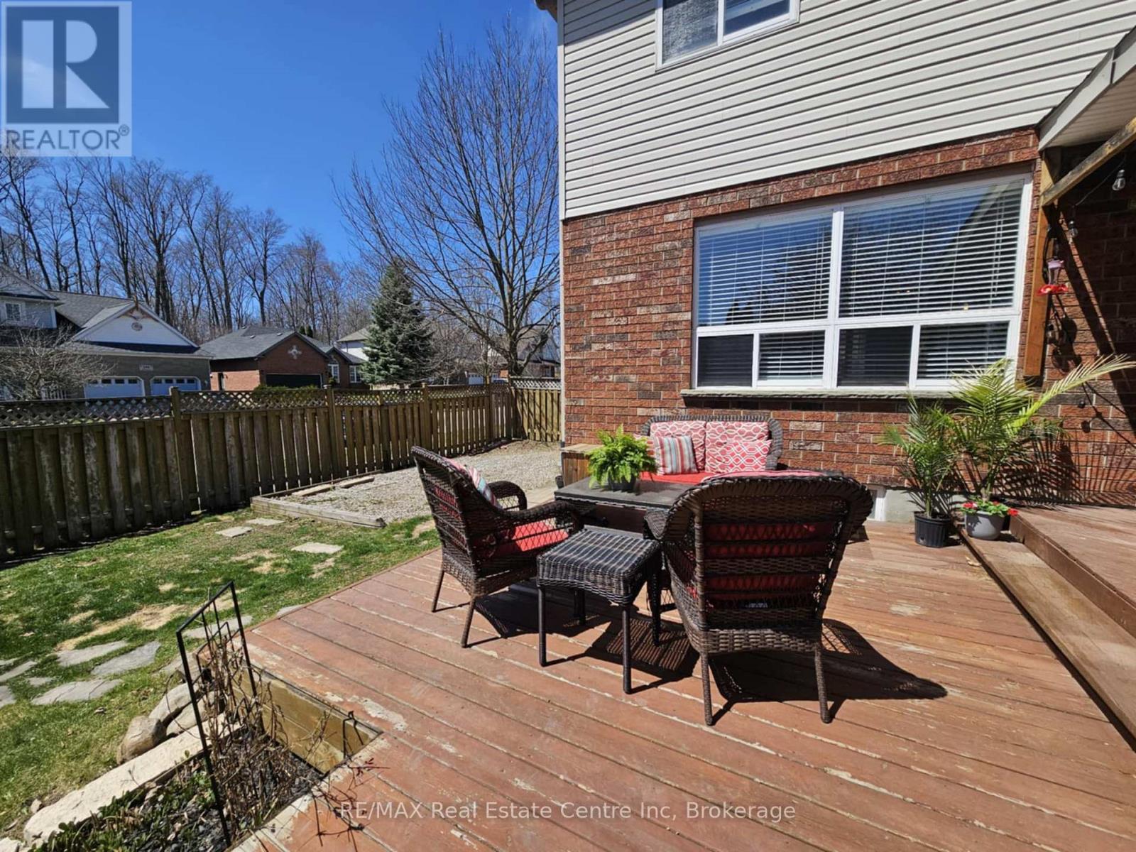 3 Karalee Crescent, Cambridge, Ontario  N3C 4H2 - Photo 46 - X12096100