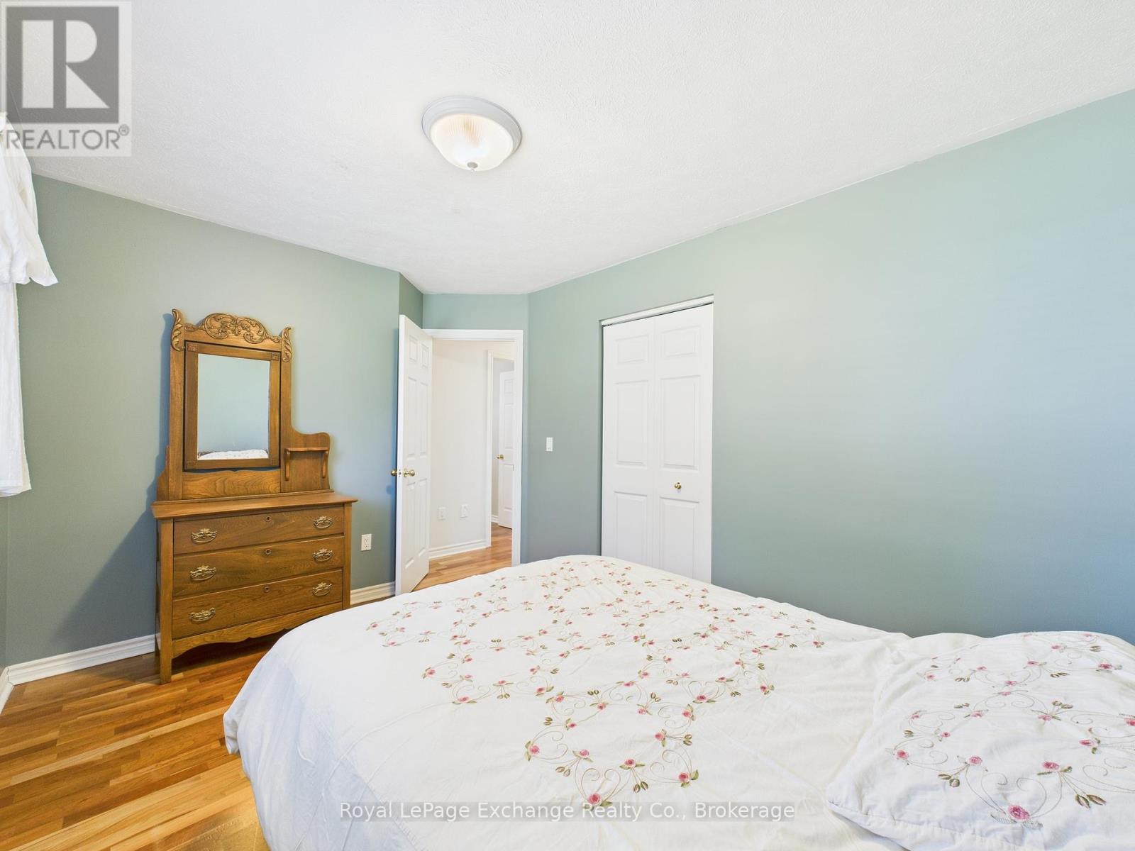 172 Park Drive, North Huron, Ontario  N0G 2W0 - Photo 17 - X12096106