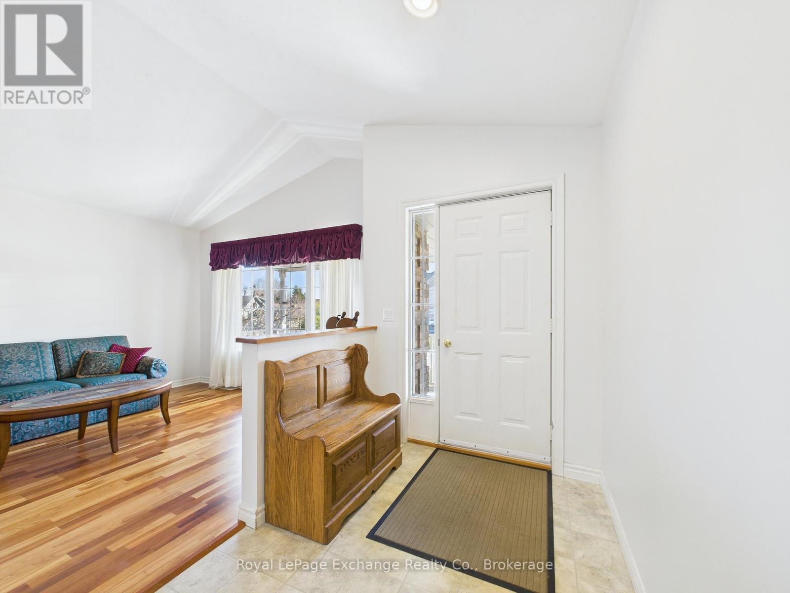 172 Park Drive, North Huron, Ontario  N0G 2W0 - Photo 4 - X12096106