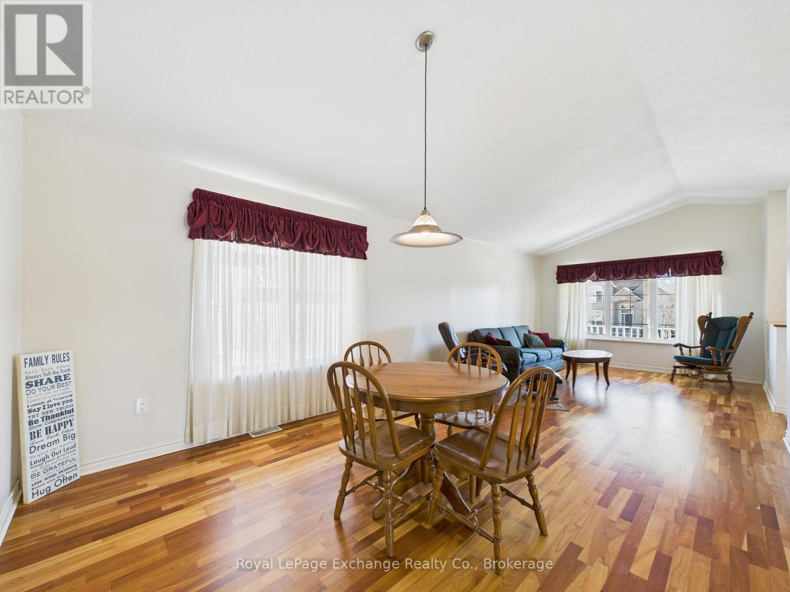 172 Park Drive, North Huron, Ontario  N0G 2W0 - Photo 8 - X12096106