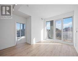 827 - 2020 BATHURST STREET, Toronto, Ontario