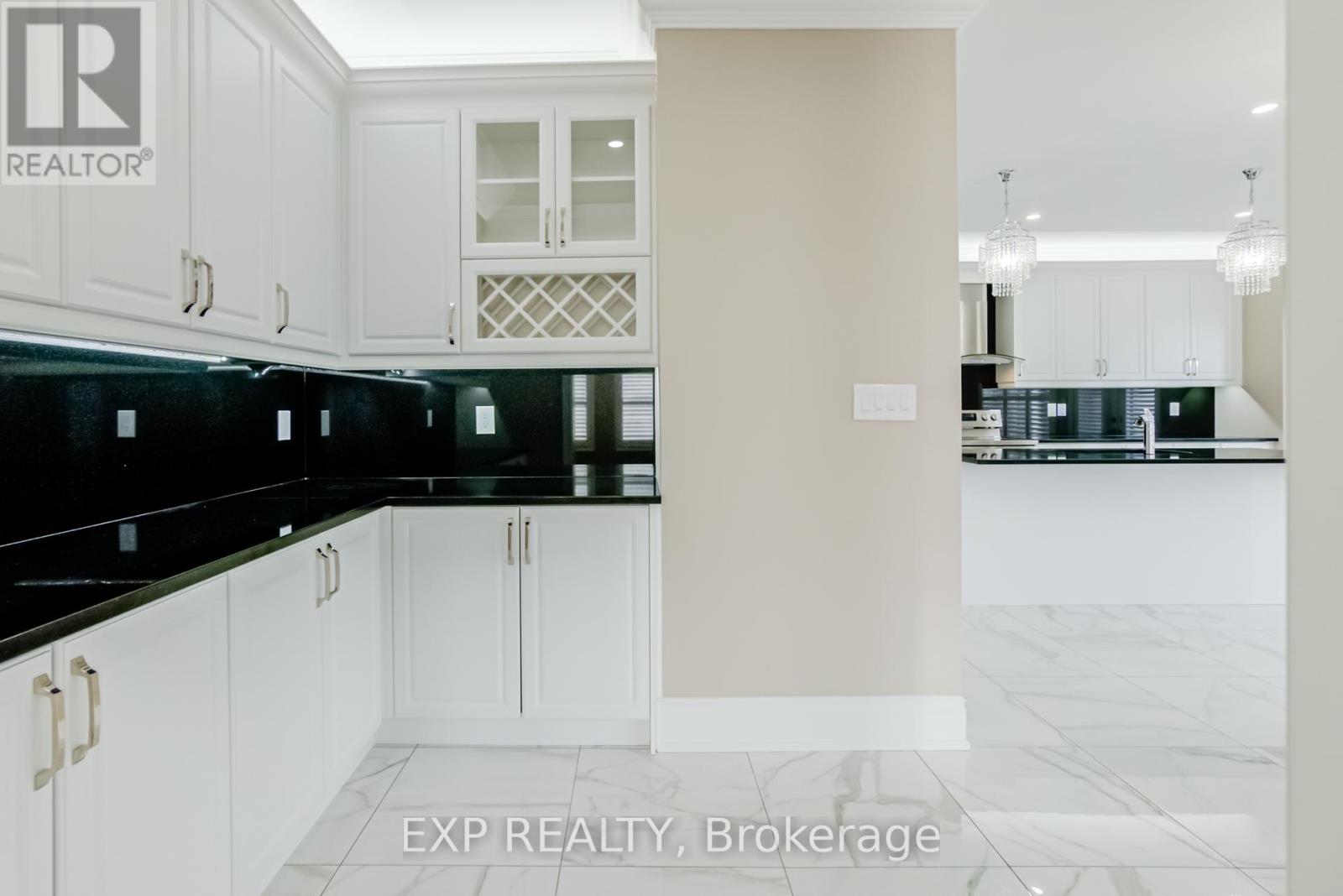 41 Prunella Crescent, East Gwillimbury (Holland Landing), Ontario  L9N 1G1 - Photo 10 - N12096244