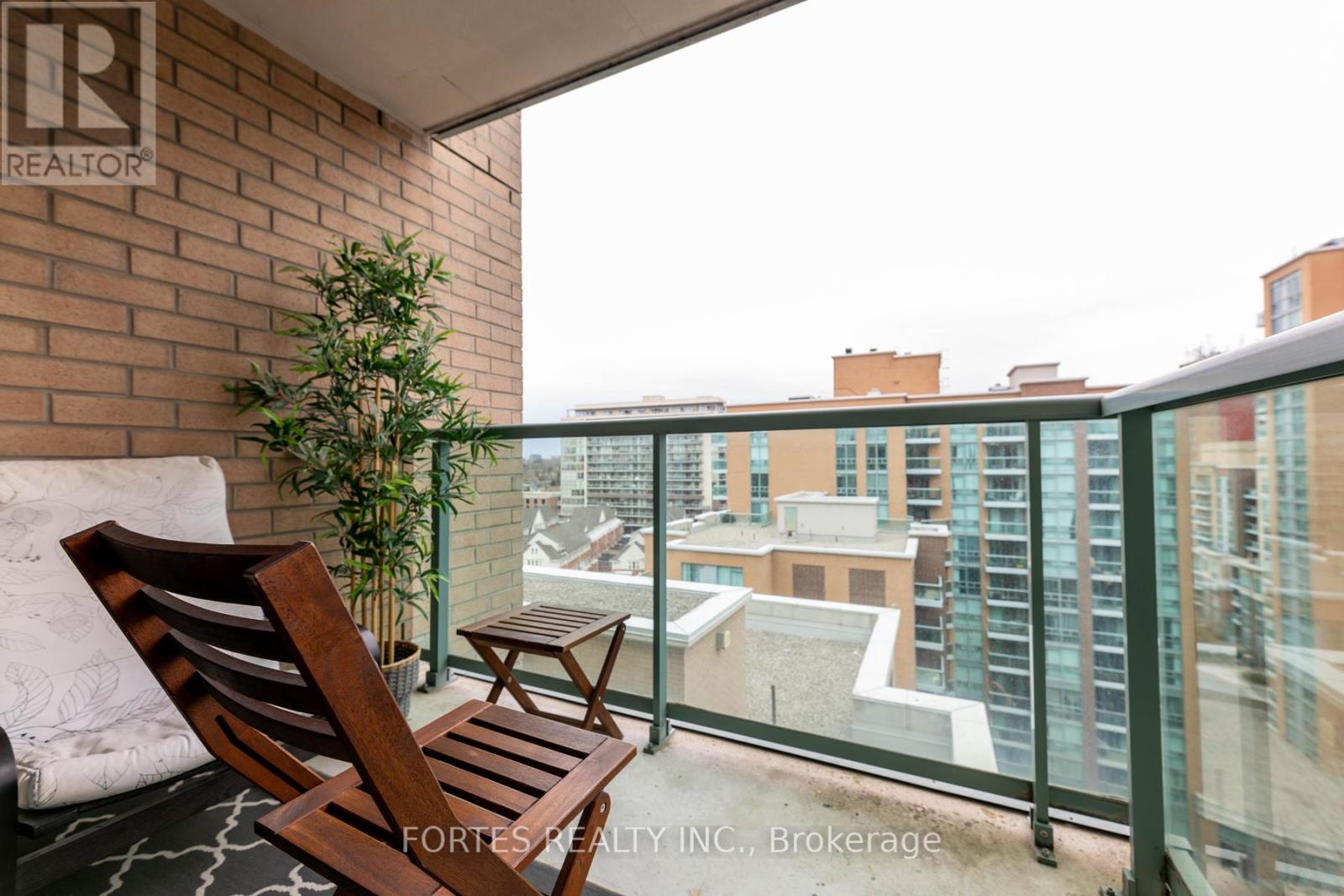 1101 - 9 Michael Power Place, Toronto, Ontario  M9A 0A5 - Photo 11 - W12096155