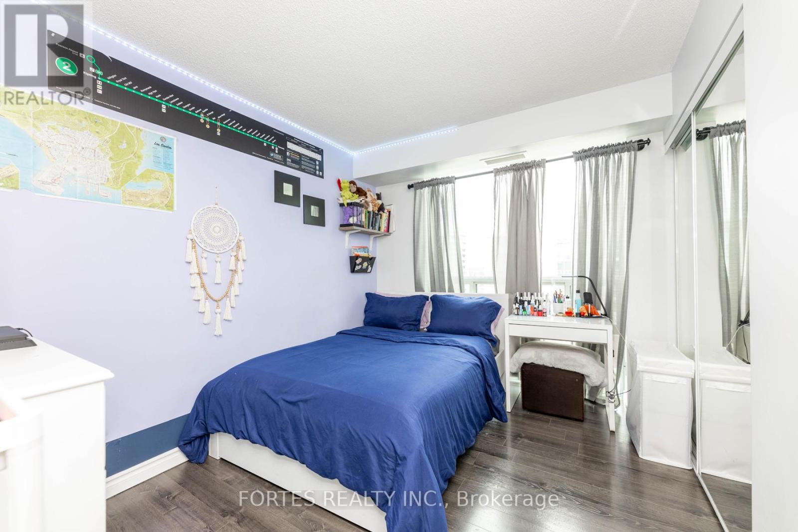 1101 - 9 Michael Power Place, Toronto, Ontario  M9A 0A5 - Photo 15 - W12096155