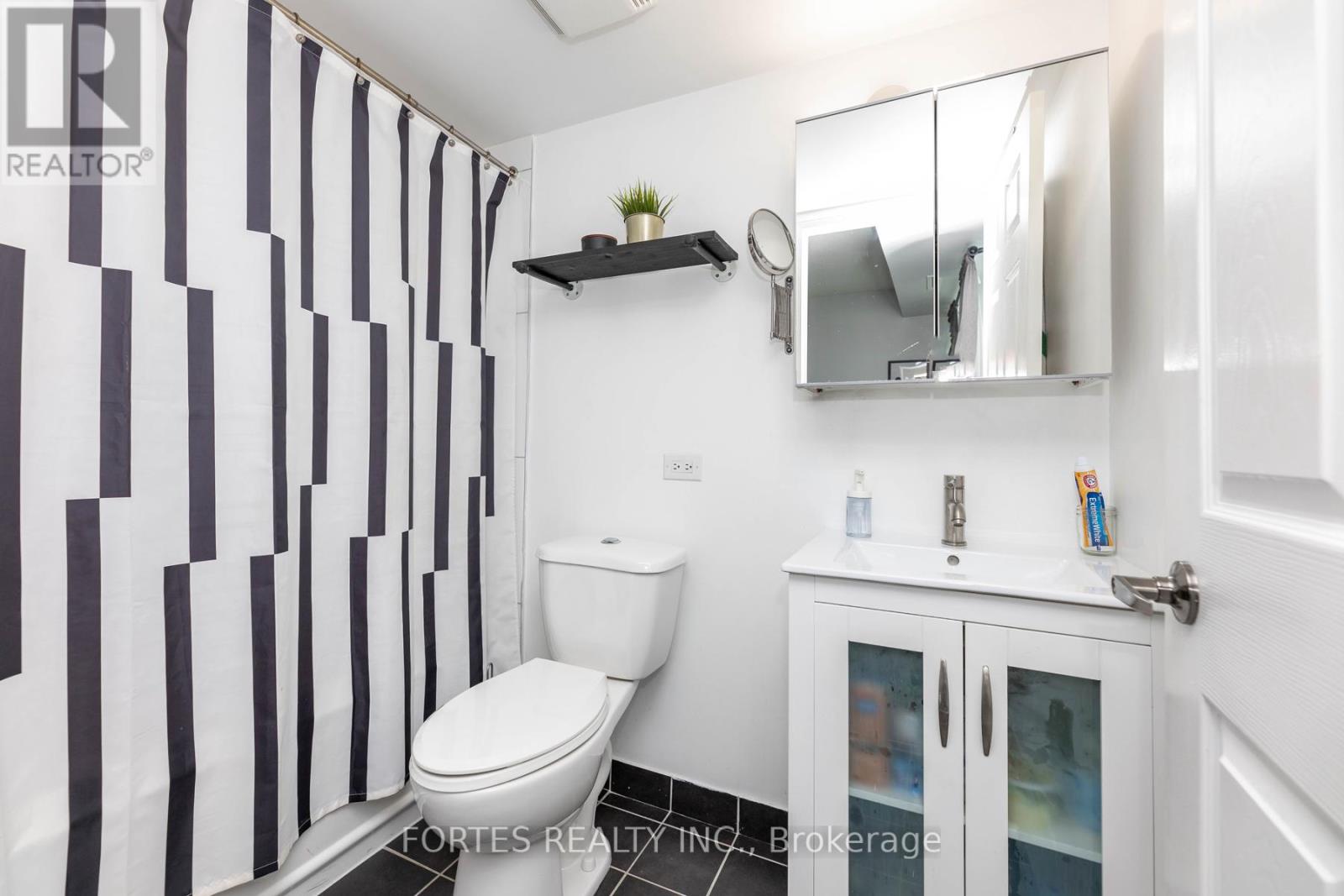 1101 - 9 Michael Power Place, Toronto, Ontario  M9A 0A5 - Photo 23 - W12096155