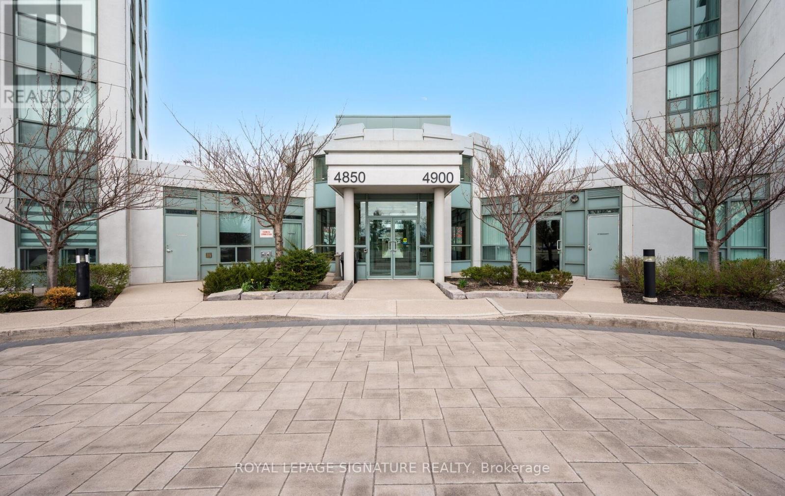 Property at 107 - 4850 GLEN ERIN DRIVE image 3