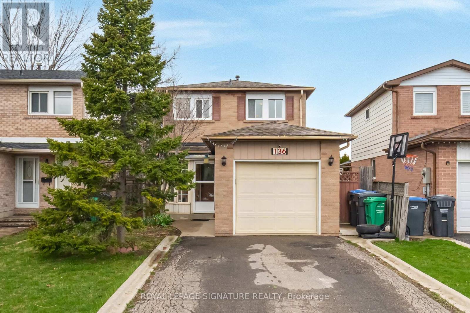 136 Martindale Crescent, Brampton, Ontario  L6X 2V2 - Photo 1 - W12096237