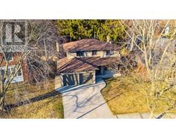 8 MILL VIEW Street, Kitchener, Ontario