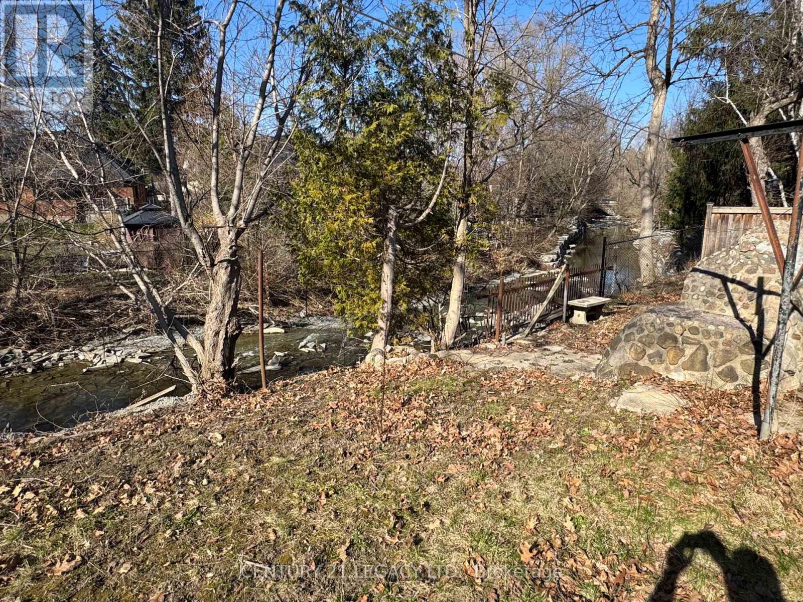 20 Leland Avenue, Toronto, Ontario  M8Z 2X5 - Photo 19 - W12087943