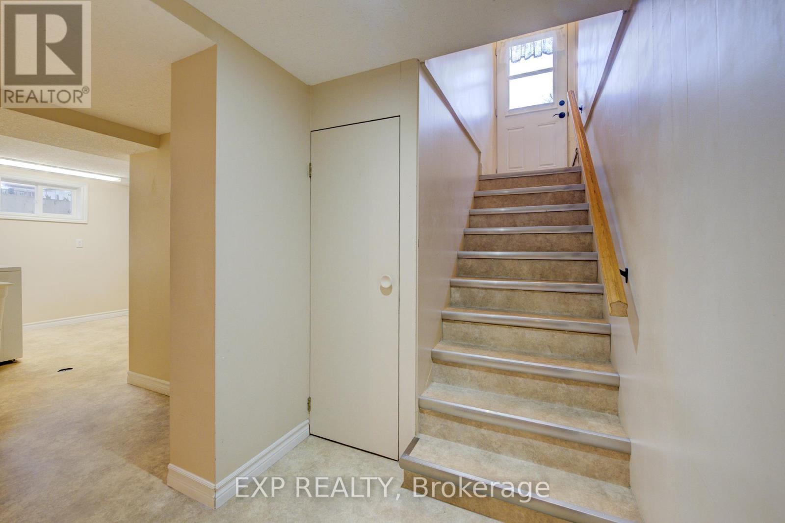 2166 Floradale Road, Woolwich, Ontario  N0B 1V0 - Photo 24 - X12096109