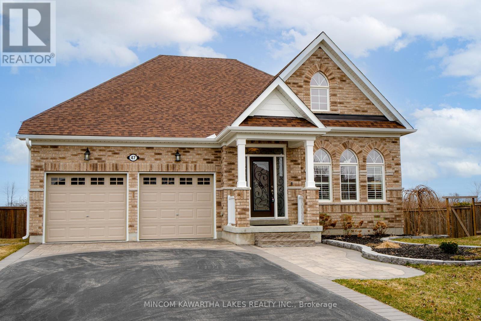 Property at 47 LOGAN LANE image 1