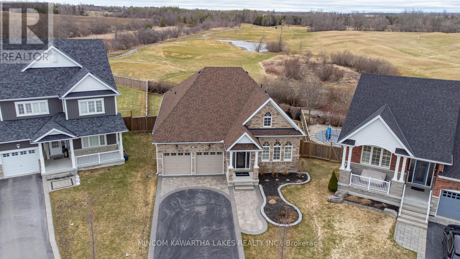 Property at 47 LOGAN LANE image 3