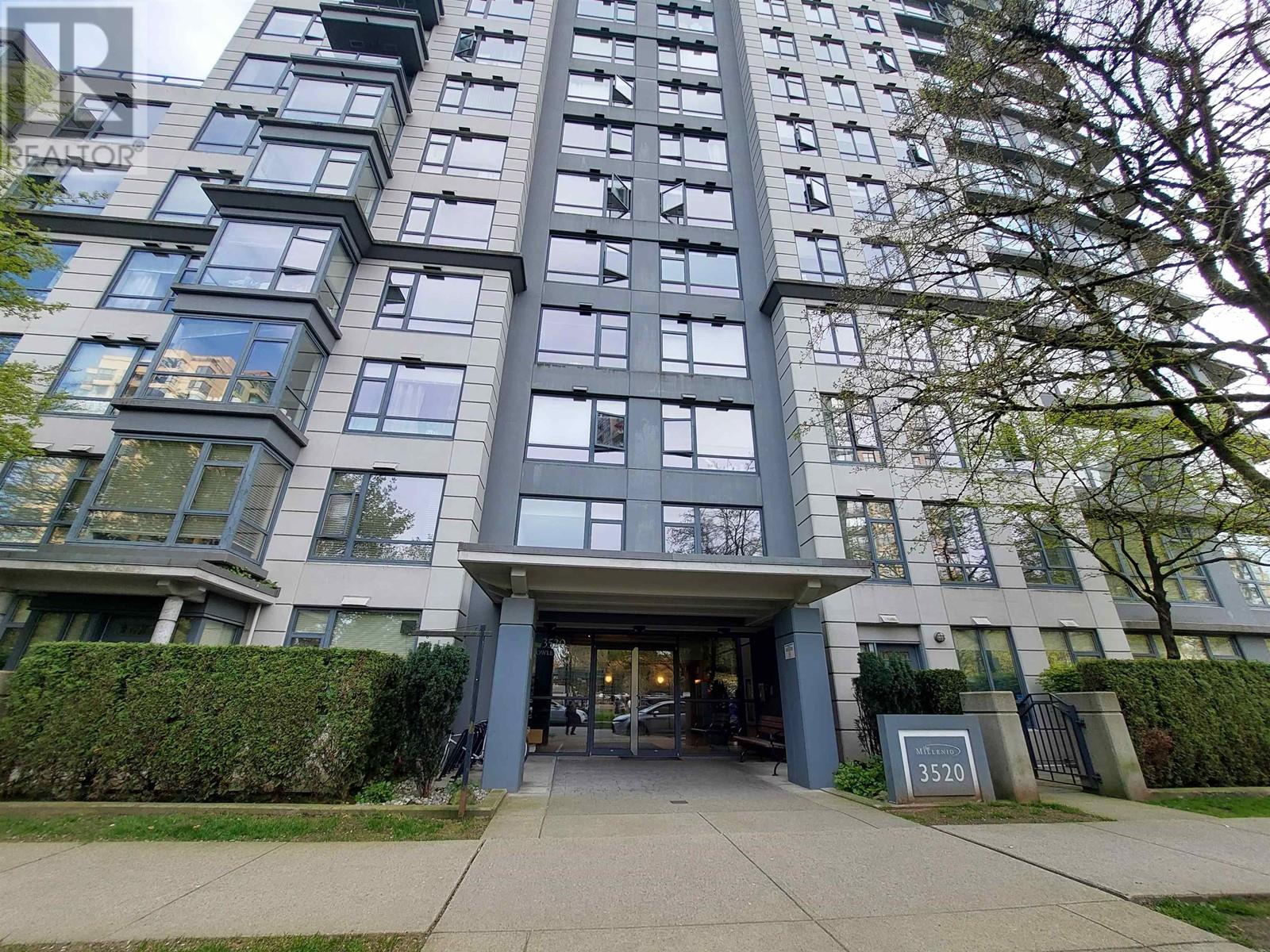 106 3520 Crowley Drive, Vancouver, British Columbia  V5R 6G9 - Photo 1 - R2992302