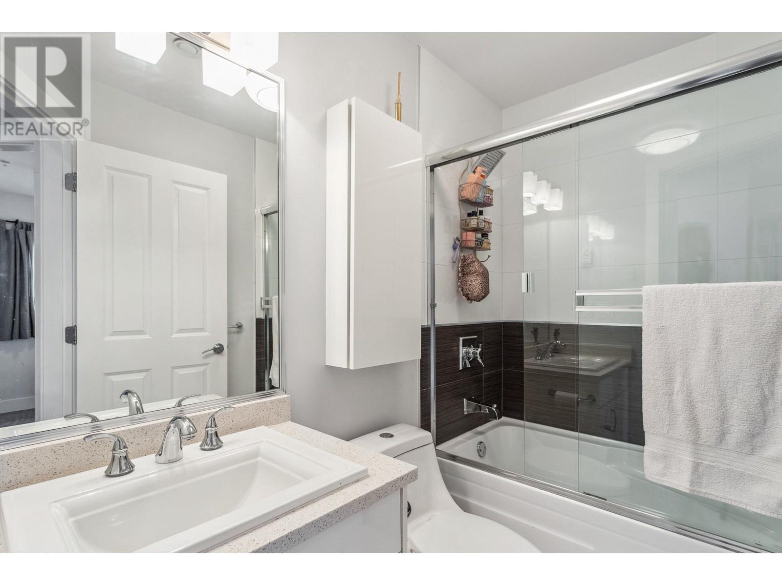 1247 E 23rd Avenue, Vancouver, British Columbia  V5V 1Z1 - Photo 17 - R2992363