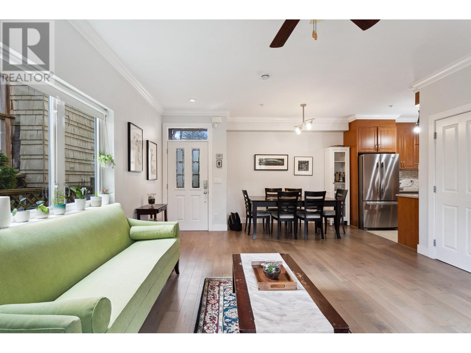 1247 E 23rd Avenue, Vancouver, British Columbia  V5V 1Z1 - Photo 3 - R2992363