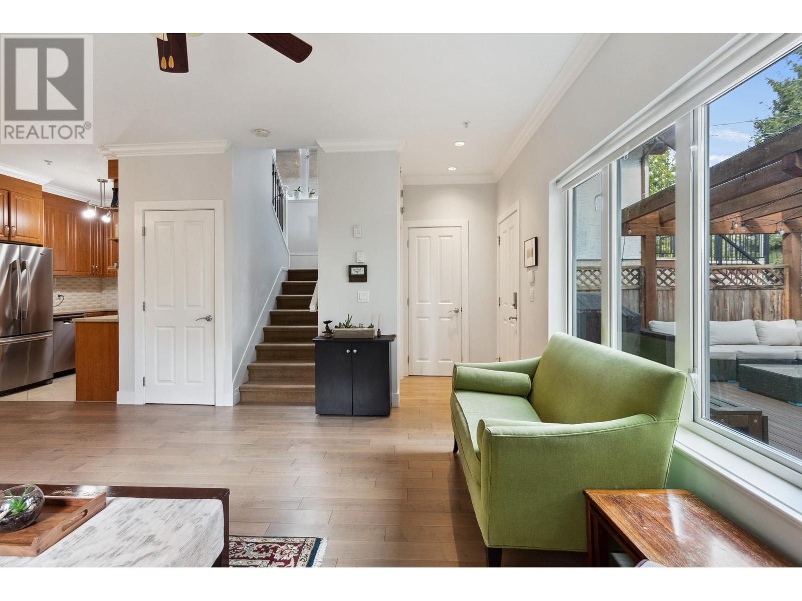 1247 E 23rd Avenue, Vancouver, British Columbia  V5V 1Z1 - Photo 4 - R2992363