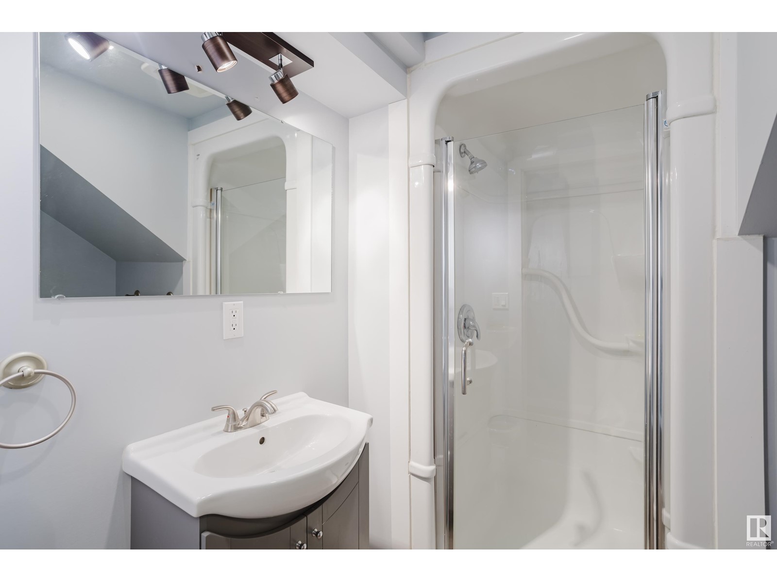 10673 62 Av Nw, Edmonton, Alberta  T6H 1M7 - Photo 43 - E4425347