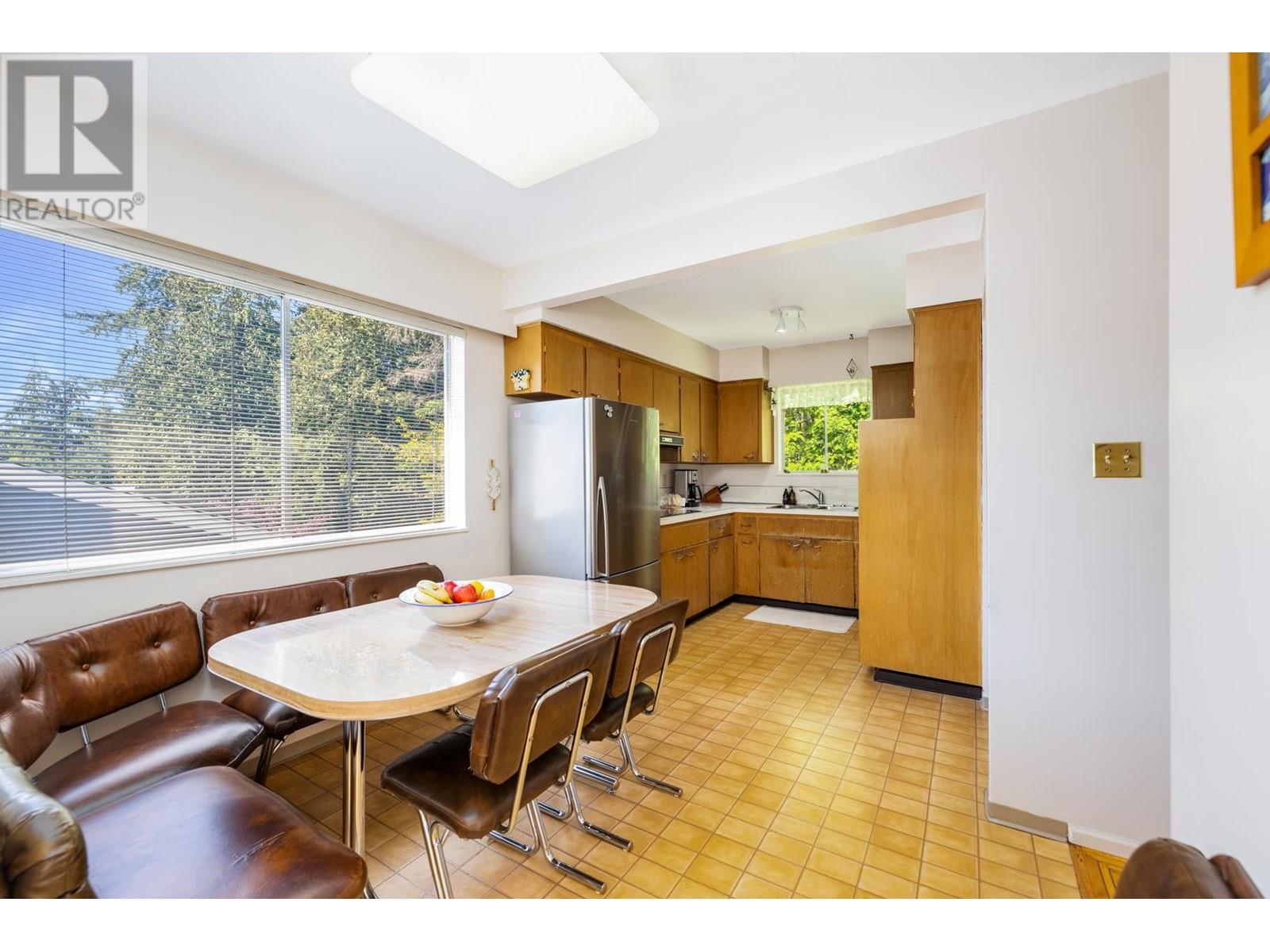 4405 Glencanyon Drive, North Vancouver, British Columbia  V7N 4B4 - Photo 7 - R2992221