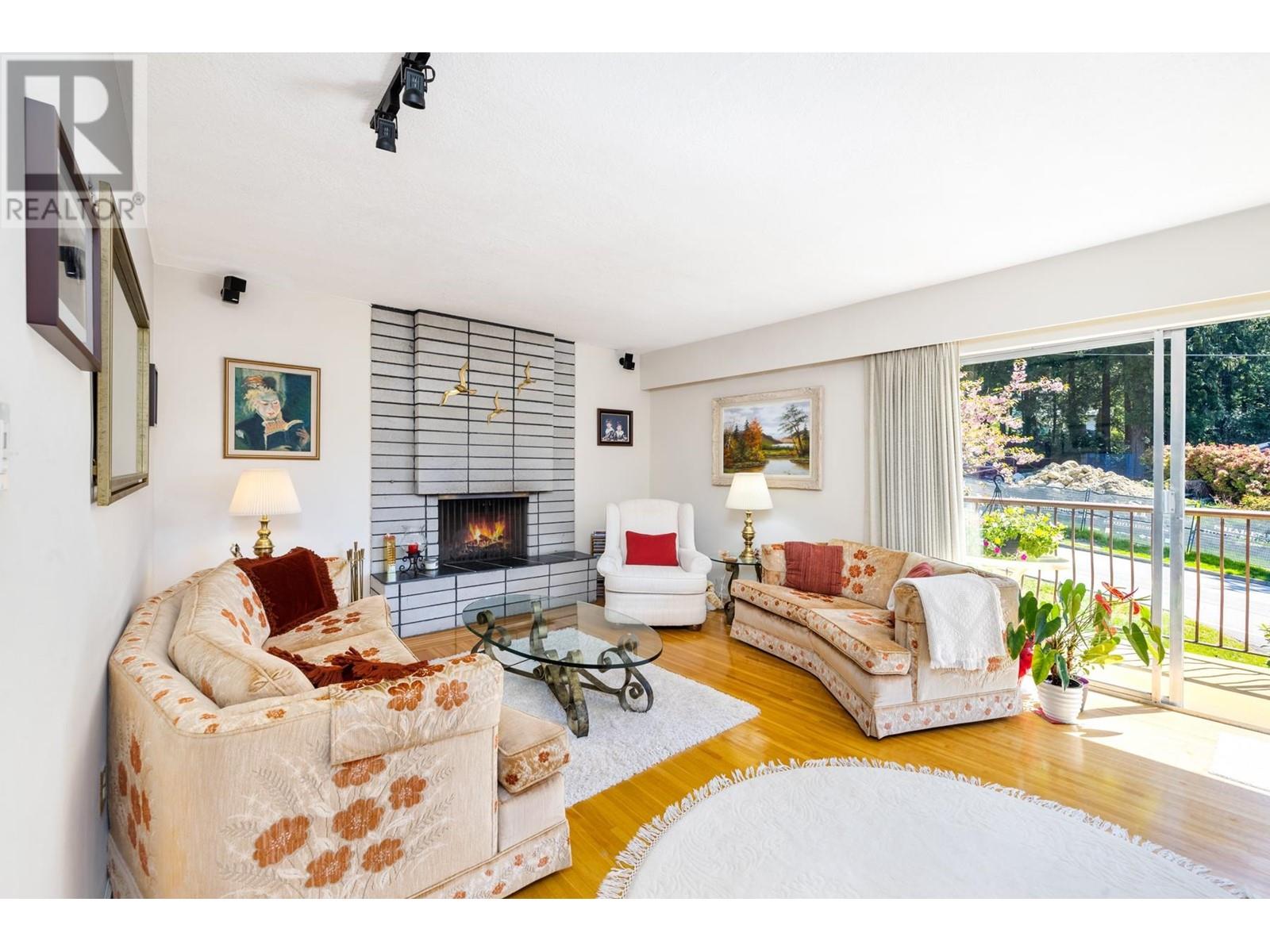 4405 Glencanyon Drive, North Vancouver, British Columbia  V7N 4B4 - Photo 5 - R2992221